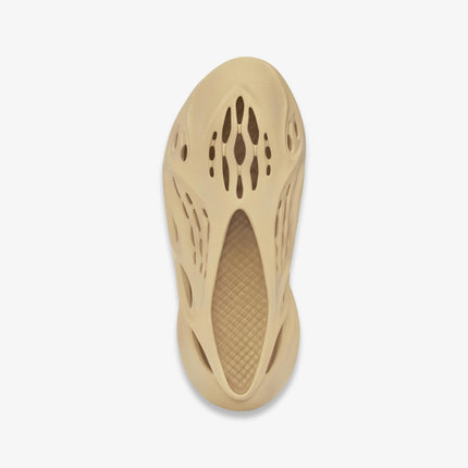 (Men's) Adidas Yeezy Foam Runner 'Desert Sand' (2022) GV6843 - SOLE SERIOUSS (4)