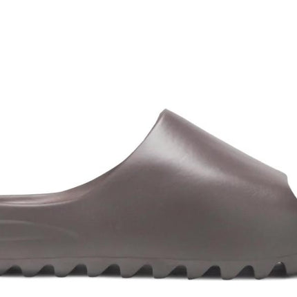 (Men's) Adidas Yeezy Slide 'Soot' (2020) G55495 - SOLE SERIOUSS (1)