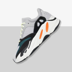 Yeezy 700 - SOLE SERIOUSS