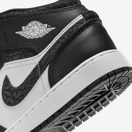 Air Jordan 1 Mid SE 'Panda Elephant' (2023) (GS) | SOLE SERIOUSS [7]