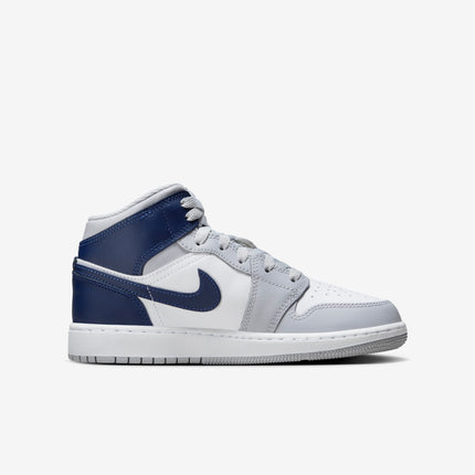 Air Jordan 1 Mid 'Wolf Grey / Midnight Navy' (2024) (GS) | SOLE SERIOUSS [2]