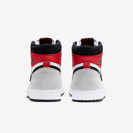 Air Jordan 1 Retro High OG 'Light Smoke Grey' (2020) | SOLE SERIOUSS [5]