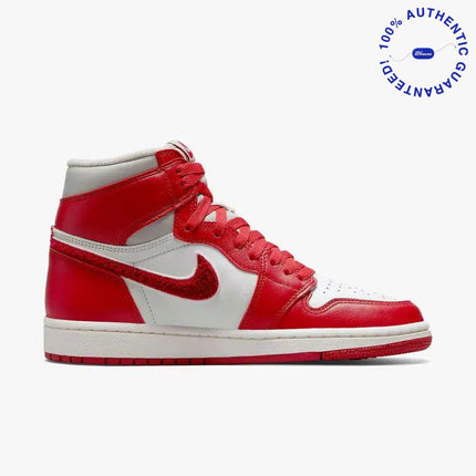 Air Jordan 1 Retro High OG 'Newstalgia Chenille' (2022) (Womens) | SOLE SERIOUSS [2]