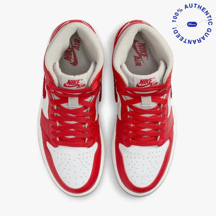 Air Jordan 1 Retro High OG 'Newstalgia Chenille' (2022) (Womens) | SOLE SERIOUSS [4]