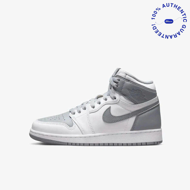 Air Jordan 1 Retro High OG 'Stealth' (2022) (GS) | SOLE SERIOUSS [1]