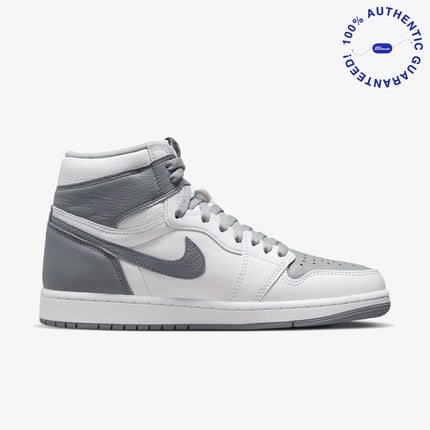 Air Jordan 1 Retro High OG 'Stealth' (2022) | SOLE SERIOUSS [2]