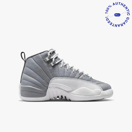 Air Jordan 12 Retro 'Stealth' (2022) (GS) | SOLE SERIOUSS [2]