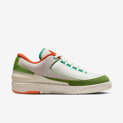 Air Jordan 2 Retro Low SP x Titan 22 'Safety Orange' (2022) (Womens) | SOLE SERIOUSS [2]
