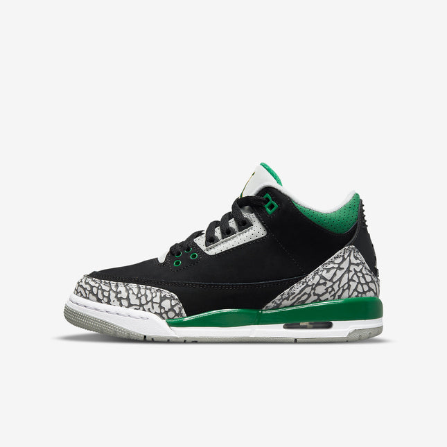 Air Jordan 3 Retro 'Pine Green' (2021) (GS) | SOLE SERIOUSS [1]
