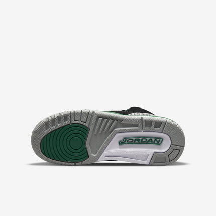Air Jordan 3 Retro 'Pine Green' (2021) (GS) | SOLE SERIOUSS [8]