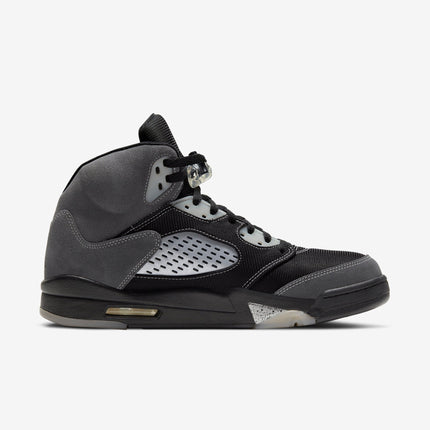 Air Jordan 5 Retro 'Anthracite' (2021) | SOLE SERIOUSS [2]