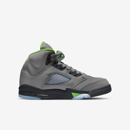Air Jordan 5 Retro 'Green Bean' (2022) (GS) | SOLE SERIOUSS [2]