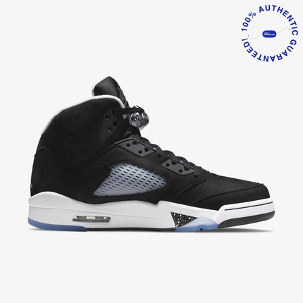 Air Jordan 5 Retro 'Moonlight / Oreo' (2021) | SOLE SERIOUSS [2]