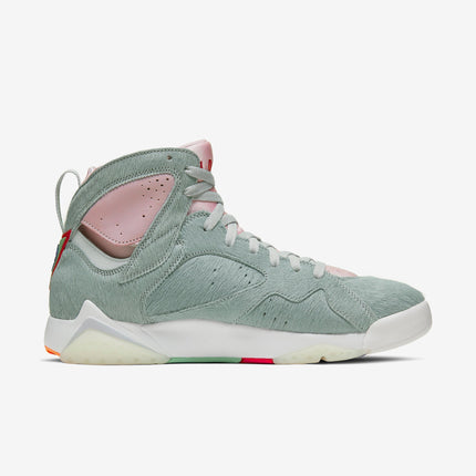 Air Jordan 7 Retro SE 'Hare 2.0' (2020) | SOLE SERIOUSS [2]