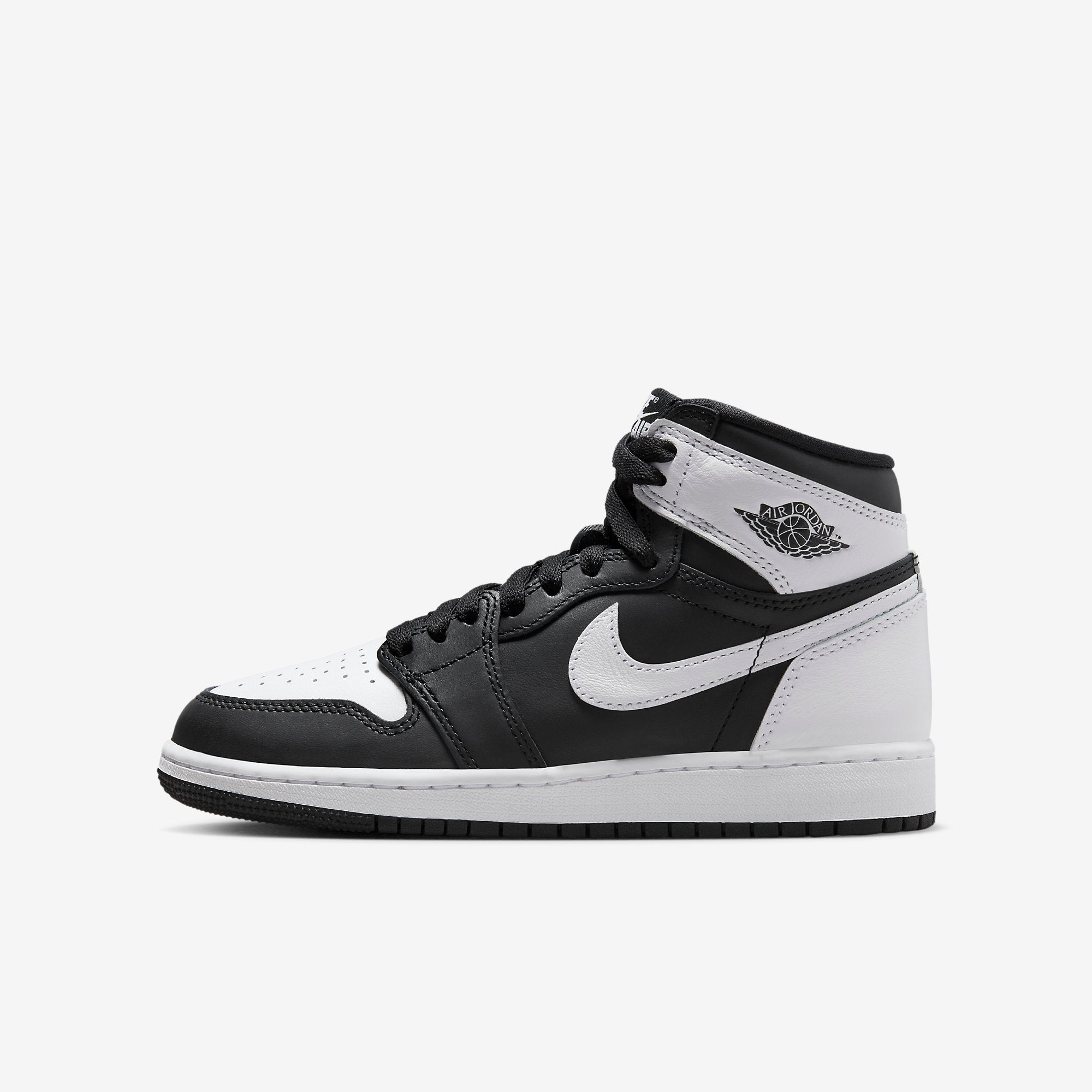 GS) Air Jordan 1 Retro High OG 'Black / White' (2024) FD1437-010 – SOLE  SERIOUSS