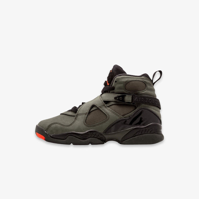 (GS) Air Jordan 8 Retro 'Take Flight / Undefeated UNDFTD' (2017) 305368-305 - SOLE SERIOUSS (1)