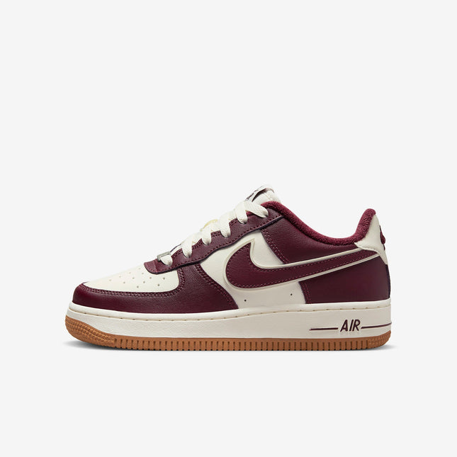 (GS) Nike Air Force 1 Low '07 LV8 'College Pack Night Maroon' (2022) DQ5972-100 - SOLE SERIOUSS (1)