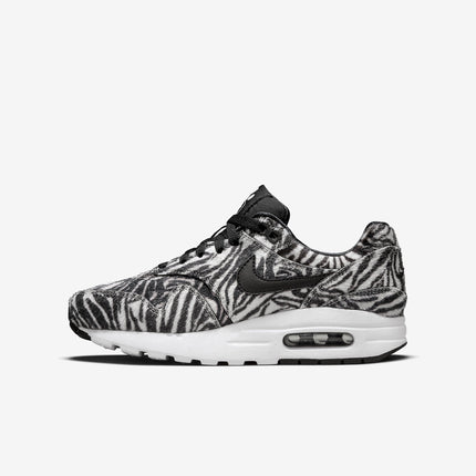 (GS) Nike Air Max 1 QS 'Zebra' (2015) 827657-100 - SOLE SERIOUSS (1)