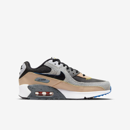 (GS) Nike Air Max 90 'Alter and Reveal' (2022) DO6111-001 - SOLE SERIOUSS (2)