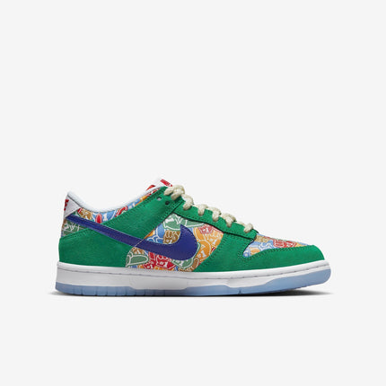 (GS) Nike Dunk Low 'Foam Finger' (2022) DZ5299-300 - SOLE SERIOUSS (2)