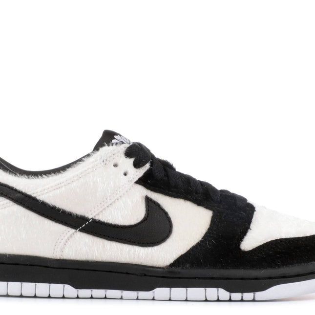 (GS) Nike Dunk Low Premium QS 'Ueno Panda' (2015) 747072-101 - SOLE SERIOUSS (1)