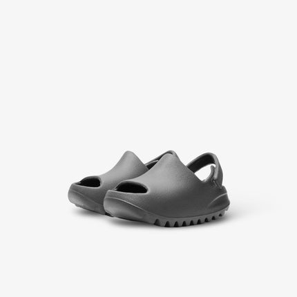 (Infant) Adidas Yeezy Slide 'Dark Onyx' (2024) ID5106 - SOLE SERIOUSS (2)