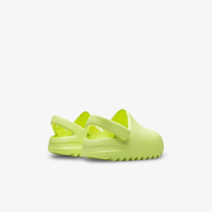 (Infant) Adidas Yeezy Slide 'Glow Green 2.0' (2022) HQ4119 - SOLE SERIOUSS (3)