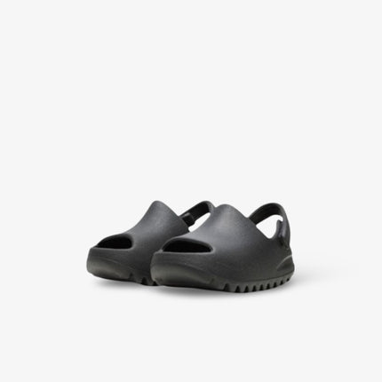 (Infant) Adidas Yeezy Slide 'Onyx' (2022) HQ4118 - SOLE SERIOUSS (2)