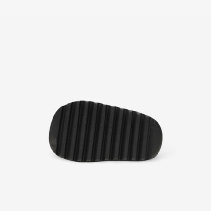 (Infant) Adidas Yeezy Slide 'Onyx' (2022) HQ4118 - SOLE SERIOUSS (4)