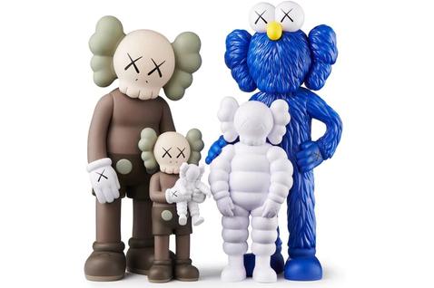 KAWS Family Figures Brown / Blue - SOLE SERIOUSS (1)