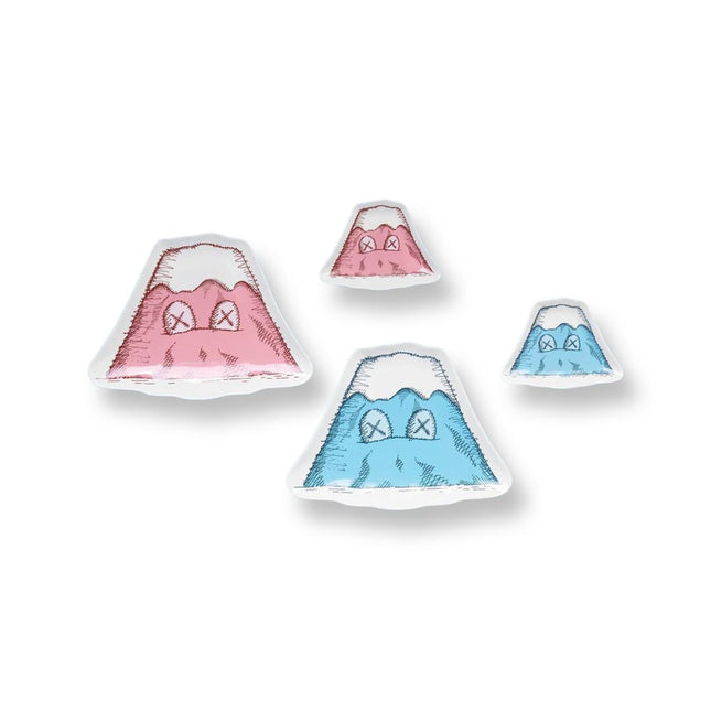 KAWS Holiday Ceramic Plates 'Japan Mount Fuji' (Set of 4) - Atelier-lumieres Cheap Sneakers Sales Online (1)