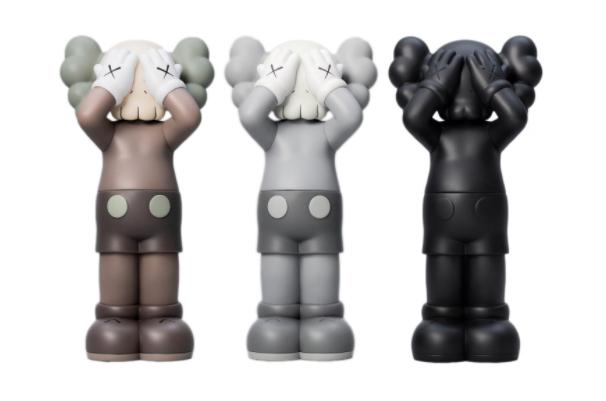 KAWS Holiday Companion Figures 'UK' (Set of 3) - Atelier-lumieres Cheap Sneakers Sales Online (1)