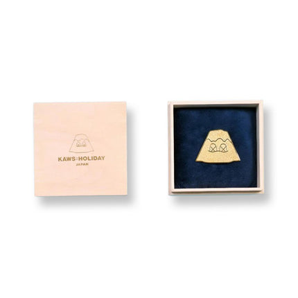 KAWS Holiday Pin 'Japan' Gold - SOLE SERIOUSS (1)