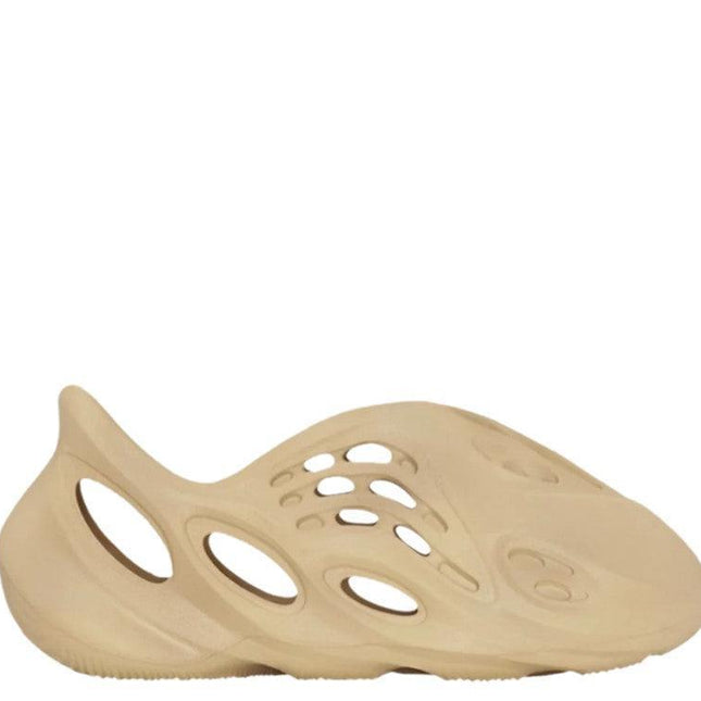 (Kids) Adidas Yeezy Foam Runner 'Desert Sand' (2022) HP5343 - SOLE SERIOUSS (1)