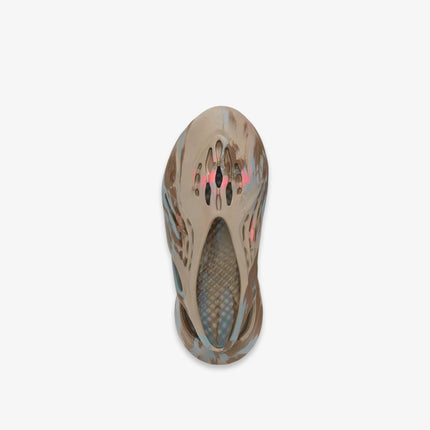 (Kids) Adidas Yeezy Foam Runner 'MX Sand Grey' (2021) GY3970 - SOLE SERIOUSS (4)