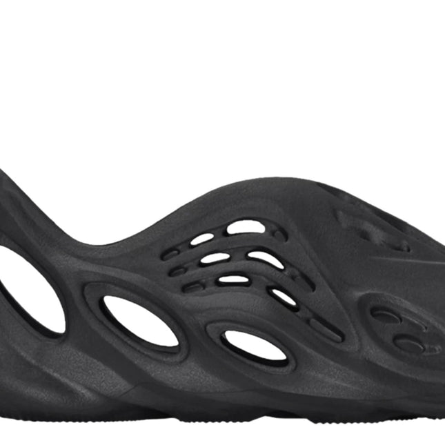 (Kids) Adidas Yeezy Foam Runner 'Onyx' (2022) HP5347 - SOLE SERIOUSS (1)