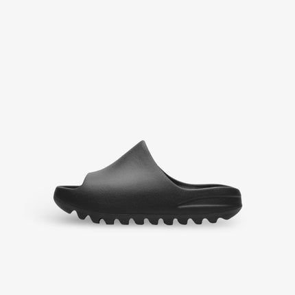 (Kids) Adidas Yeezy Slide 'Dark Onyx' (2024) ID5104 - SOLE SERIOUSS (1)