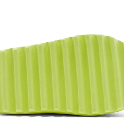 (Kids) Adidas Yeezy Slide 'Glow Green 1.0' (2021) GX6139 - SOLE SERIOUSS (2)