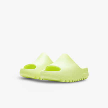 (Kids) Adidas Yeezy Slide 'Glow Green 2.0' (2022) HQ4116 - SOLE SERIOUSS (2)