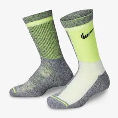 (Kids) Nike Dri-Fit Everyday Essential Crew Socks (1 Pack) Black / Volt DM7822-133 - SOLE SERIOUSS (1)