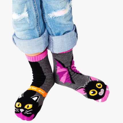 (Kids) Pals Socks Non-Slip High Crew Socks 'Bat & Black Cat' - SOLE SERIOUSS (3)