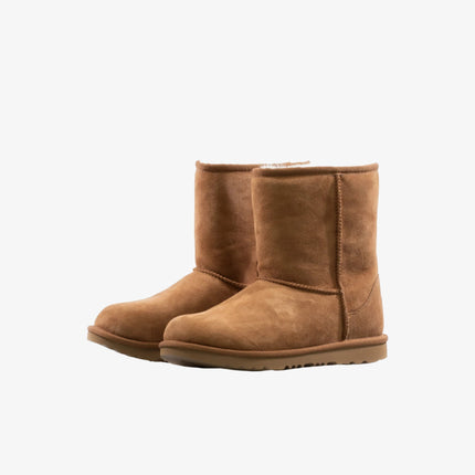 (Kids) UGG Classic II Boot 'Chestnut' (2021) 1017703K-CHE - SOLE SERIOUSS (2)