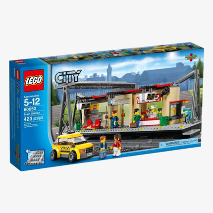 LEGO City 'Train Station' Building Kit (60050) - SOLE SERIOUSS (2)