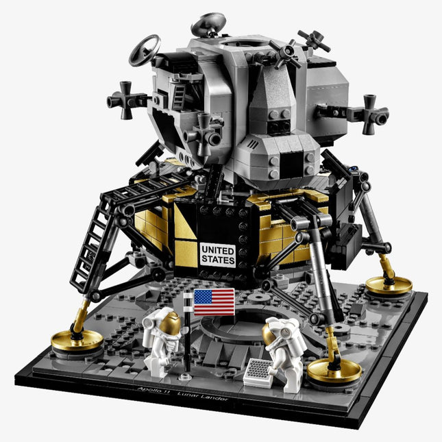 LEGO Creator Expert x NASA 'Apollo 11 Lunar Lander' Building Kit (10266) - SOLE SERIOUSS (1)