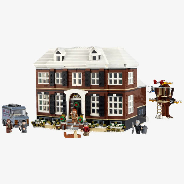 LEGO Ideas 'Home Alone' Building Kit (21330) - SOLE SERIOUSS (1)