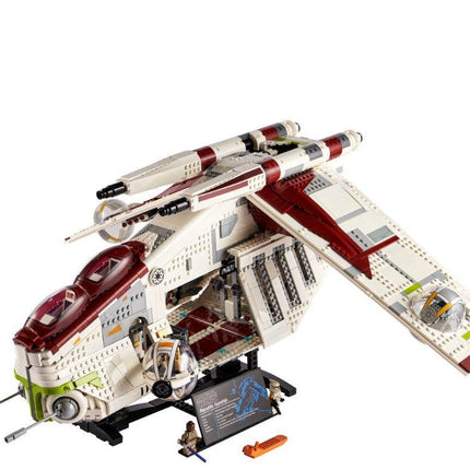 LEGO x Disney x Star Wars Ultimate Collector Series 'Republic Gunship' Building Kit (75309) - SOLE SERIOUSS (1)