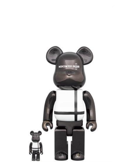 Medicom Toy 'Toy Plus' Bearbrick 100% & 400% Figures Black Chrome (Set of 2) - SOLE SERIOUSS (1)
