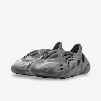 (Men's) Adidas Yeezy Foam Runner 'MX Granite' (2024) IE4931 - SOLE SERIOUSS (2)
