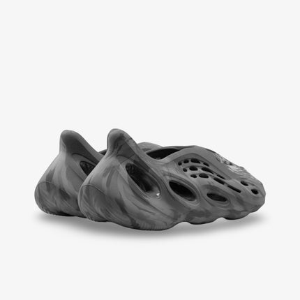 (Men's) Adidas Yeezy Foam Runner 'MX Granite' (2024) IE4931 - SOLE SERIOUSS (3)