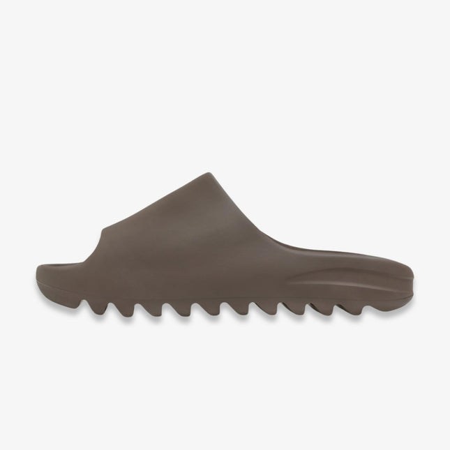 (Men's) Adidas Yeezy Slide 'Soot' (2021) GX6141 - SOLE SERIOUSS (1)